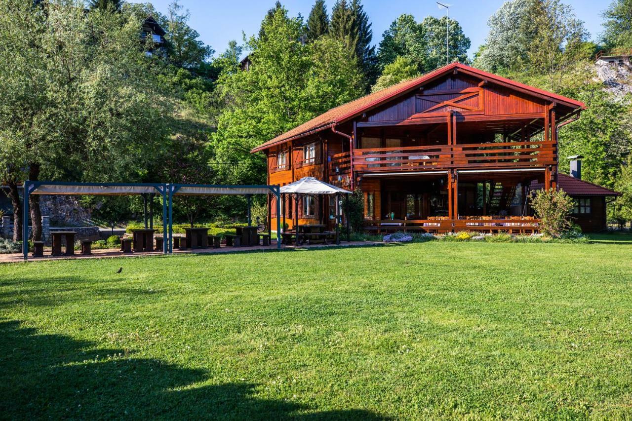 Apartment Mreznicka Kuca Дуга Реса Екстер'єр фото